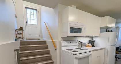 Cozy suite near DT St.Catharines & Niagara