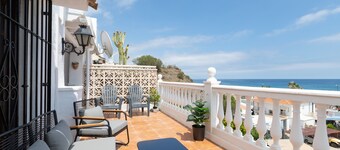 CASA SILOAM - Wonderful house with sea views, shared swimming pool and free WIFI
