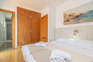 7 quartos, ferros/tábuas de passar roupa, Wi-Fi de cortesia