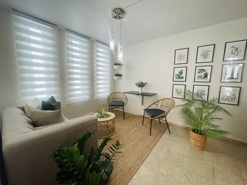 King Bedroom w Terrace and BBQ