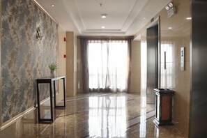 Interior - Foshan Leshui Mansion (Leliu Port West Road Branch) (Foshan)