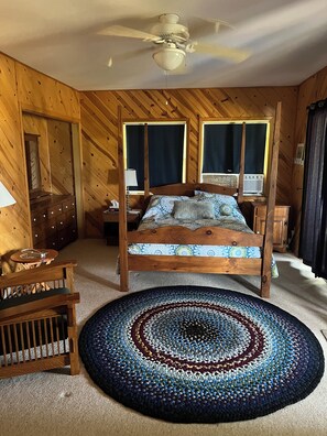 4 quartos, berço de viagem, Wi-Fi de cortesia, roupa de cama