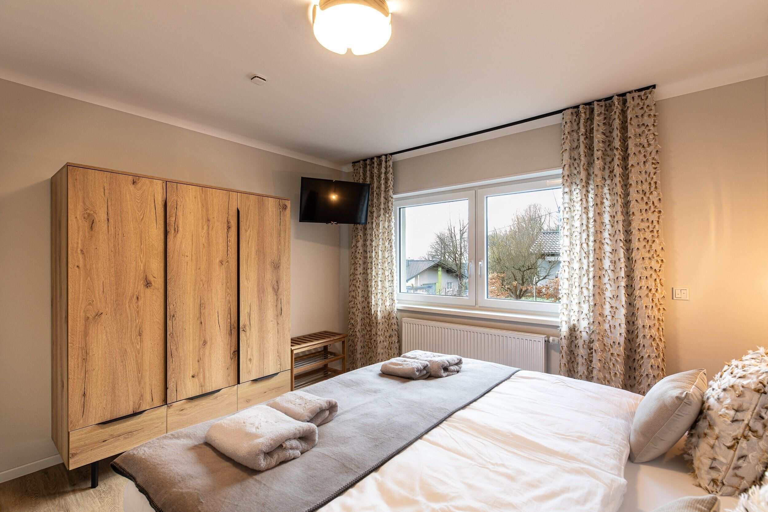 4 camere, ferro/asse da stiro, Wi-Fi gratuito, lenzuola