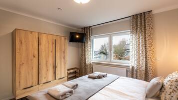 4 camere, ferro/asse da stiro, Wi-Fi gratuito, lenzuola