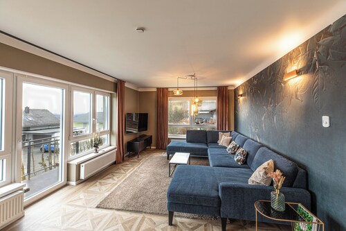 Ferienhaus 'Haus Cervus' mit privater Terrasse, privatem Garten und WLAN