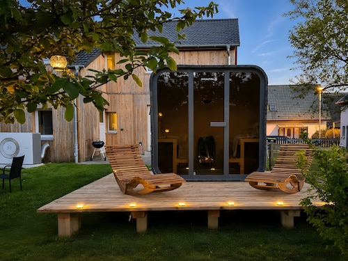 Holiday Apartment 'Urlaub auf dem Land' with Private Terrace, Garden and Sauna Access