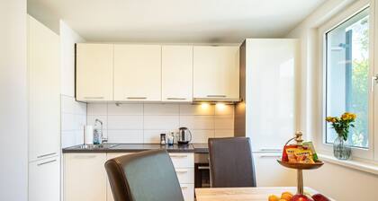 Ferienwohnung 'Lodge 21' mit Gemeinschaftsgarten und WLAN