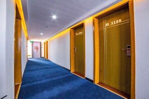 Interior - Four Seasons Hotel (Guangxi University East store in Nanning) (Nanning)