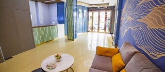 Four Seasons Hotel (Guangxi University East store in Nanning）