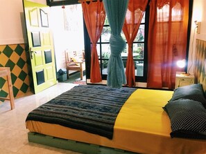 Standard Double Room - Hati-Hati Homestay (Yogyakarta)