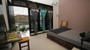 Quarto casal standard | Wi-Fi de cortesia, roupa de cama