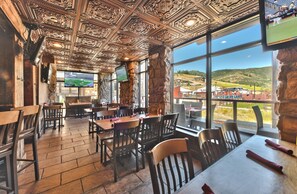 Dining - Westgate 1BR, private balcony, resort amenities, multiple pools, tennis, onsite spa, restaurant (Park City)