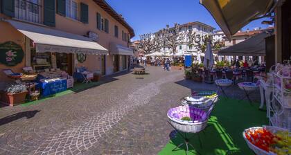 Leonardo House Garden Stresa Center, Stresa, Italy