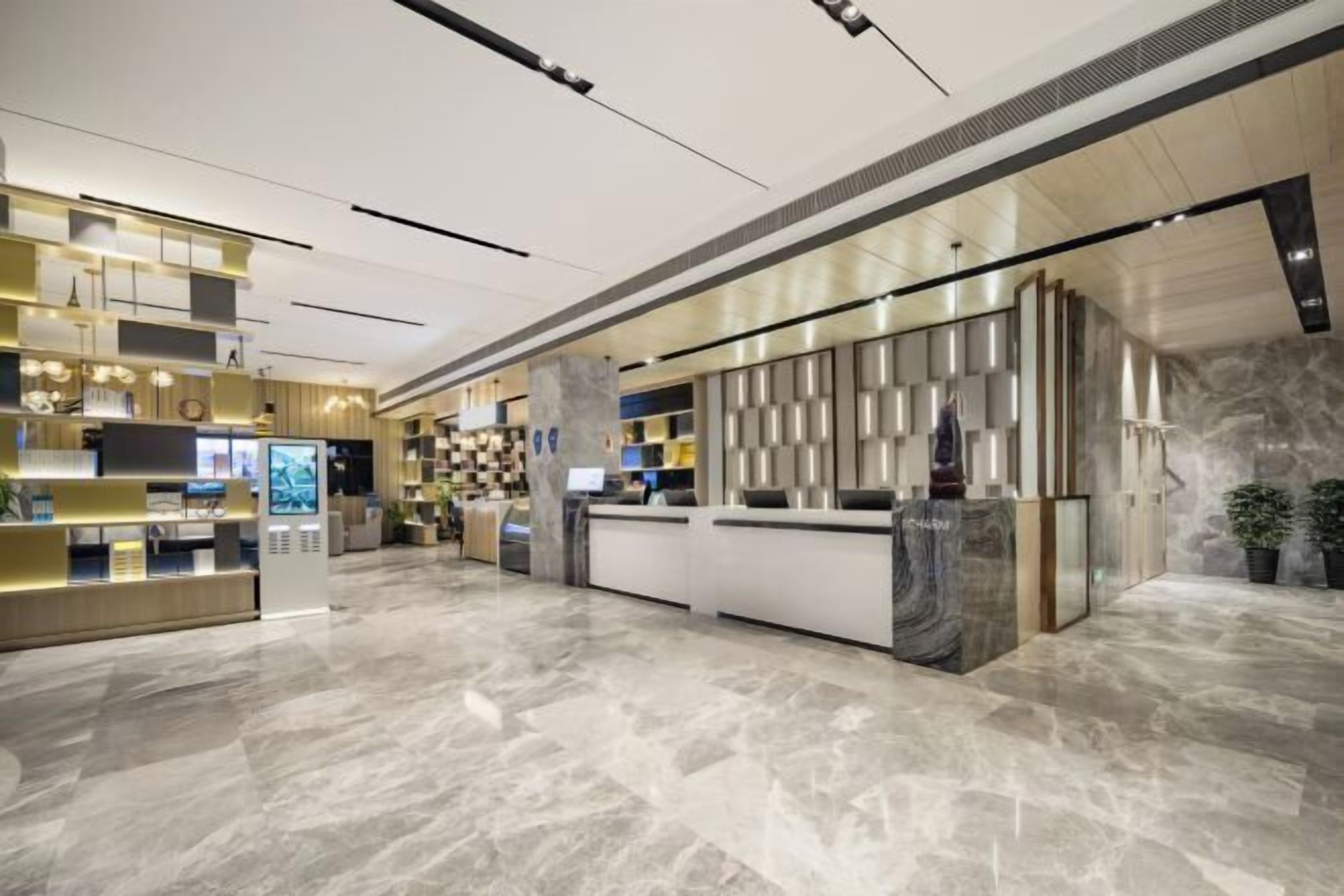 المنشأة من الداخل