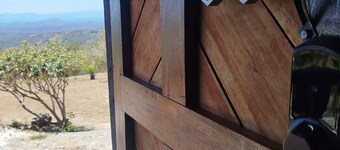 Sustainable Solar House, Amazing View, Rural & pet-friendly!