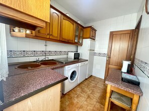 Fridge, microwave, dishwasher, coffee/tea maker