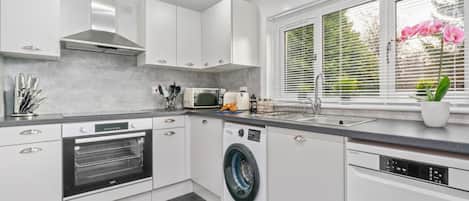 Fridge, microwave, oven, dishwasher