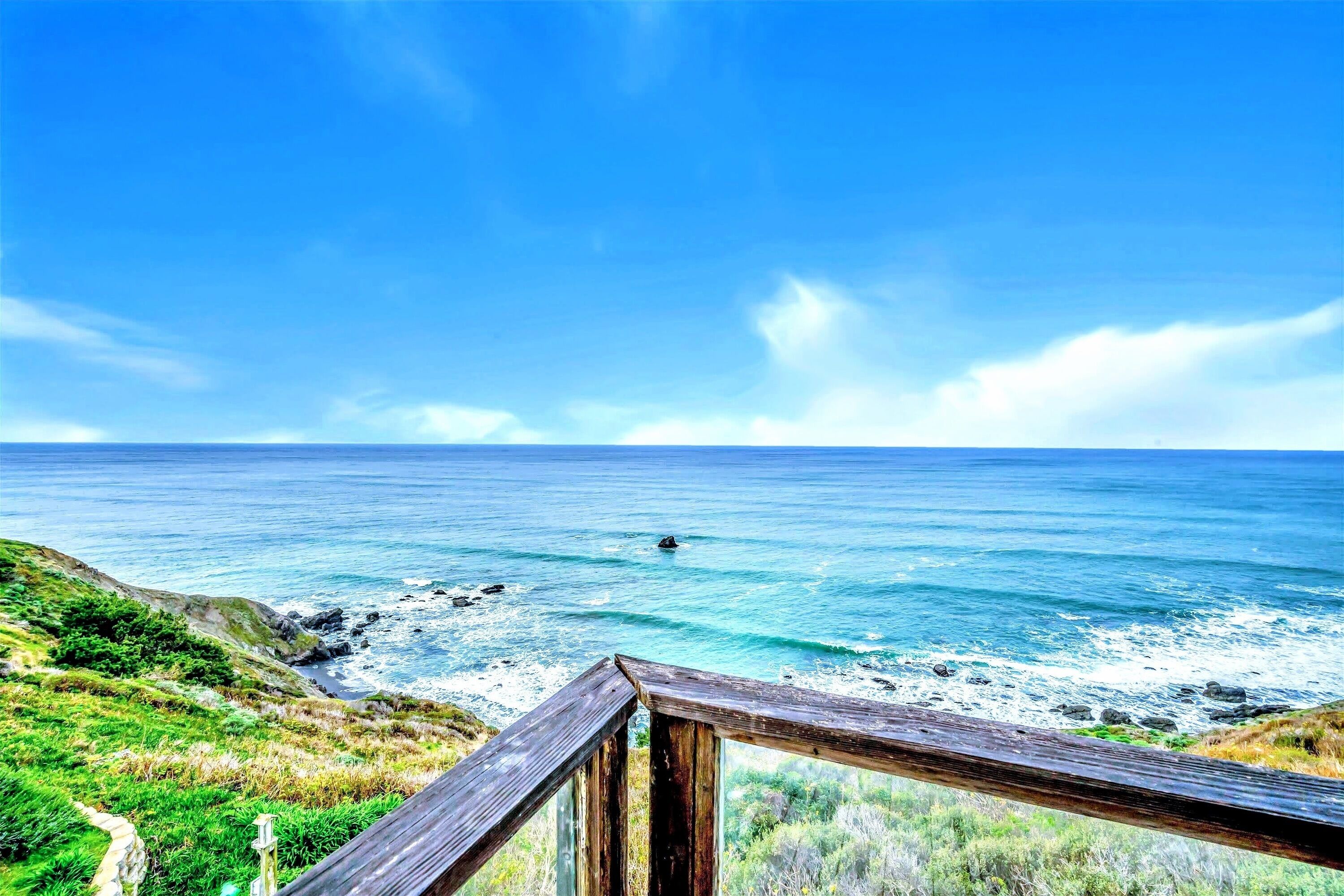 Romantic Ocean Front Villa  - Private Beach Access - Pet friendly