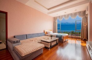 Room - Guiyuanju Hotel (Huaning)