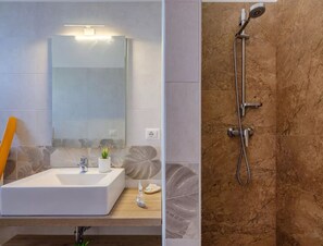 Combined shower/tub, hair dryer