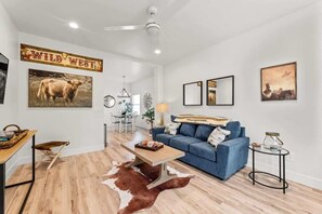 TV, offices - Yellowstone Vibes: SacTown Edition! (Sacramento)