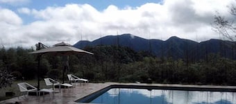 Yueguo Shanqiu Hostel