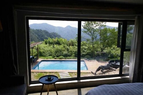 Yueguo Shanqiu Hostel