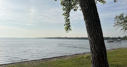 Cozy Getaway on Lake Minnewaska