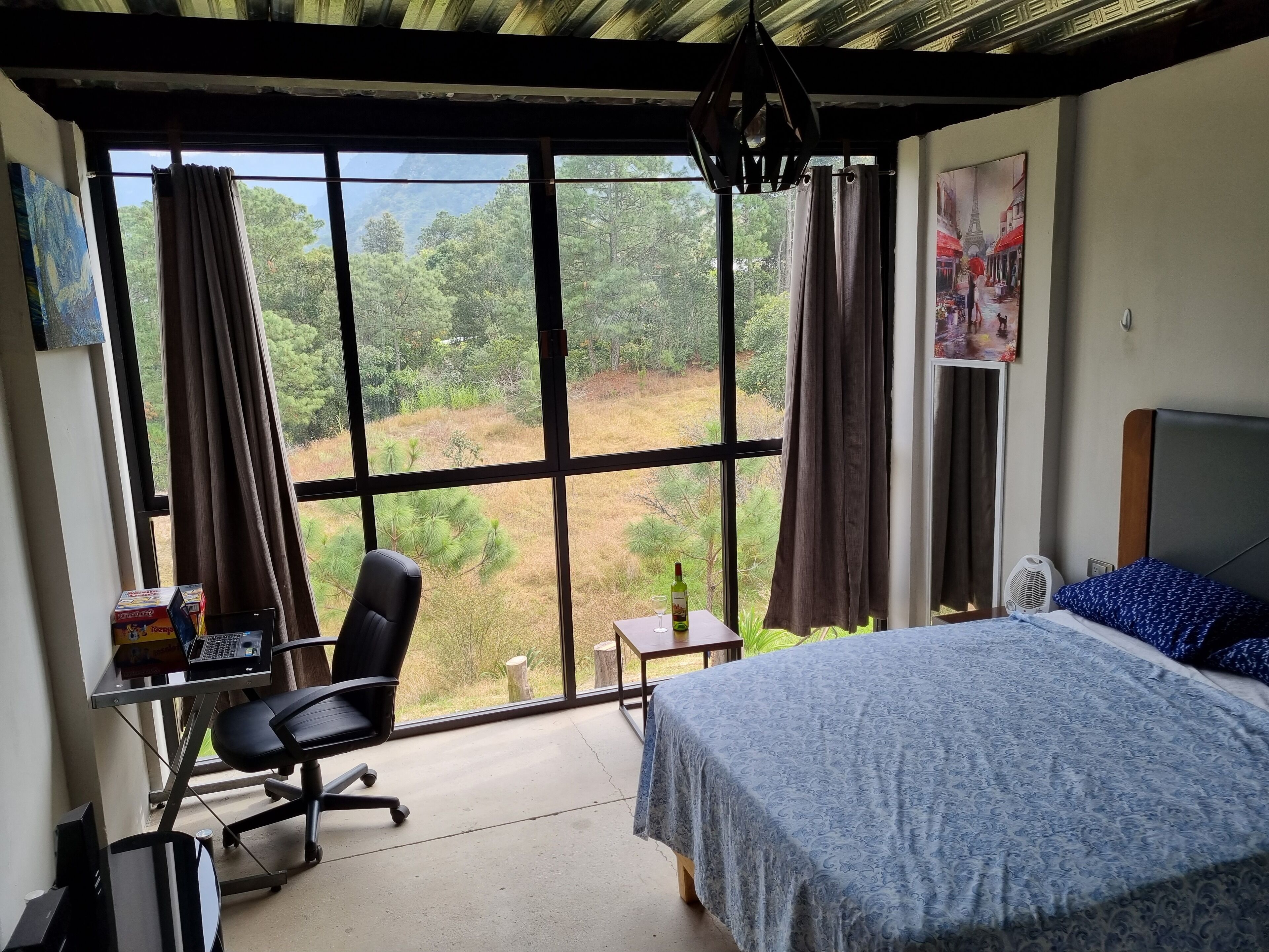 1 Schlafzimmer, Schreibtisch, WLAN, Bettwäsche