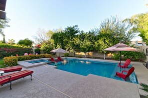 Piscina externa, piscina aquecida