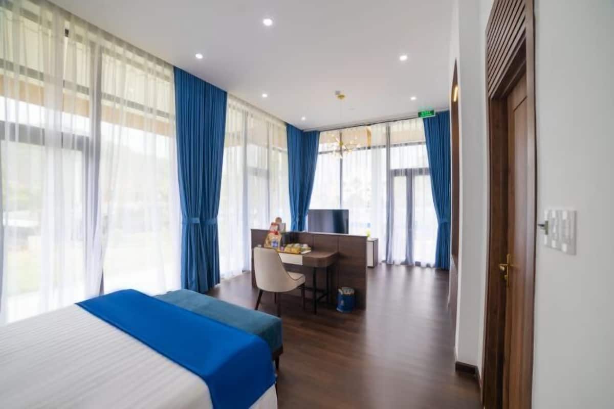 1 habitación, ropa de cama de alta calidad y minibar