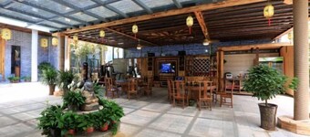 Mount Hua Hongchen Xiake Theme Hotel