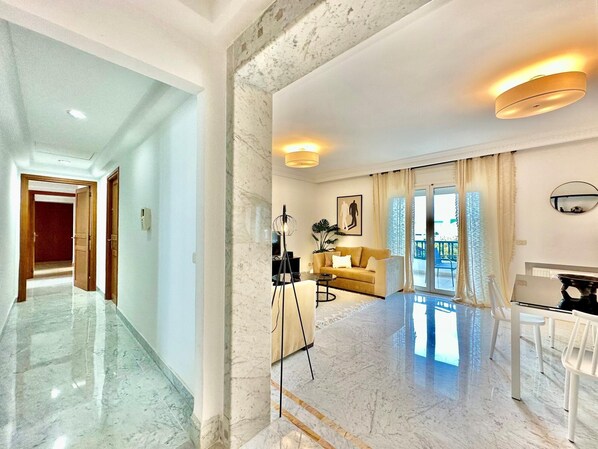 Apartment - E4 Spacious and Cozy 2 bds in La Marsa (La Marsa)