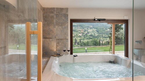 Terrazza Sulla Valle 4 2 Emma Villas