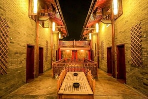 Tempat makan luar