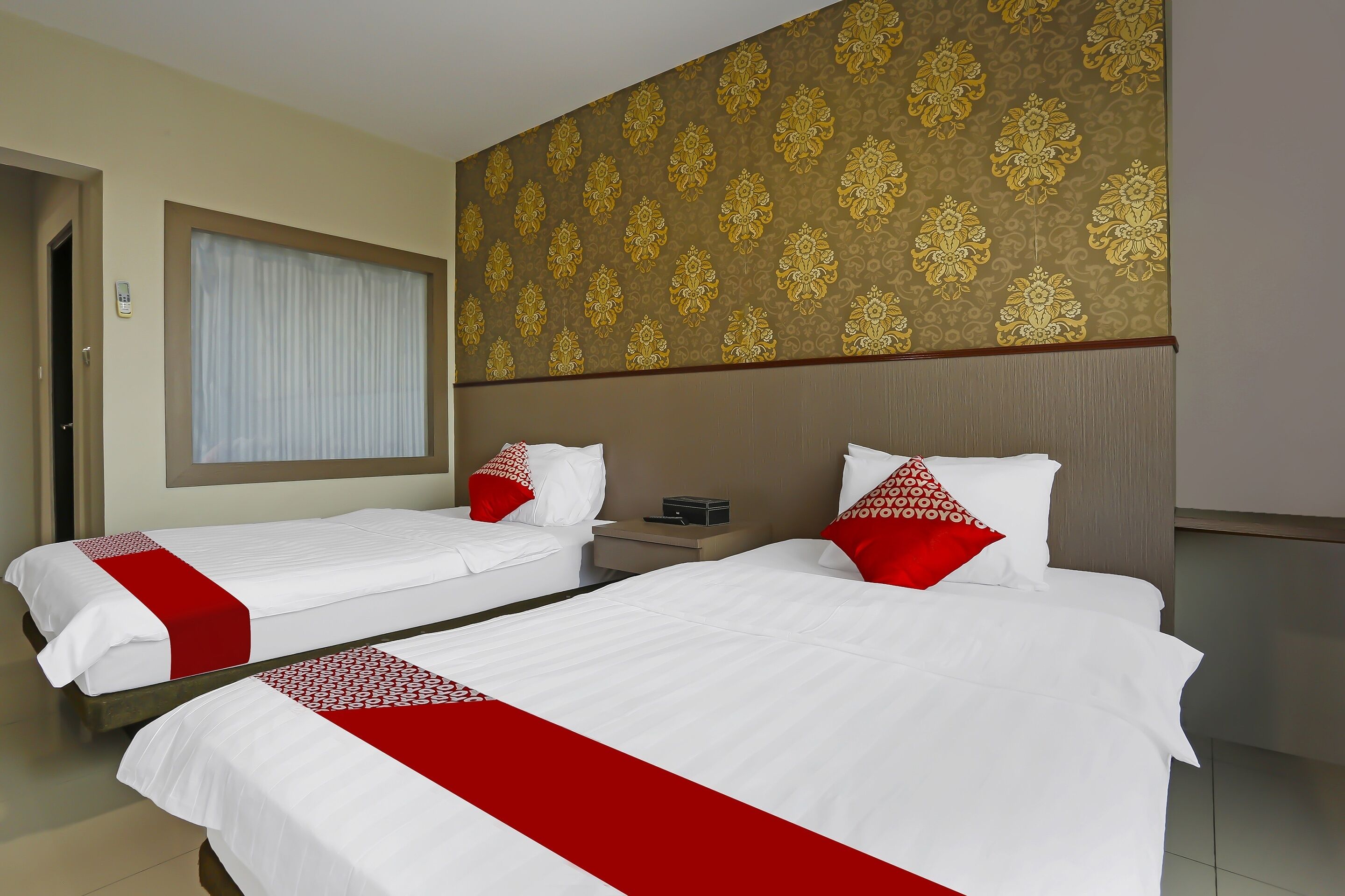 standard twin room | free wifi, bed sheets