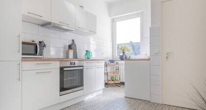 Center Dream Apartment | Netflix, full Kitchen, Shower, Washingmaschine