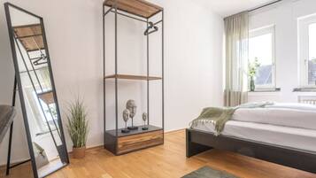 2 bedrooms, desk, soundproofing, iron/ironing board