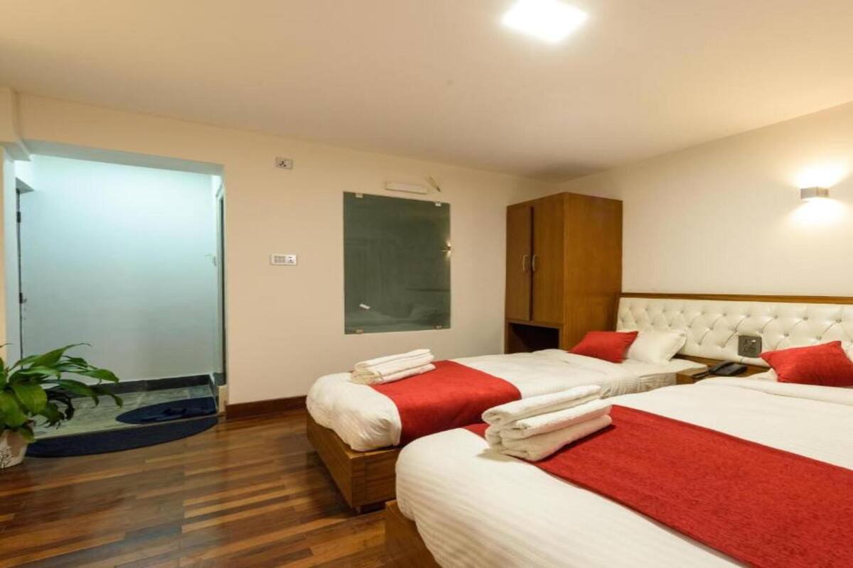 Double Room | Free WiFi, bed sheets