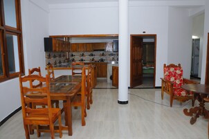 Televisión de pantalla plana