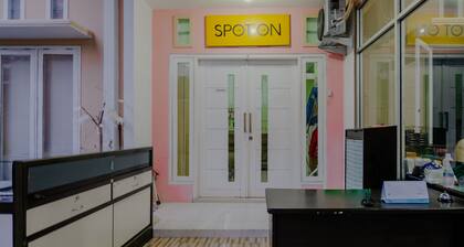 OYO Life 2417 Melati Residence