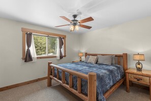 3 Schlafzimmer, Zimmersafe, Schreibtisch, Bügeleisen/Bügelbrett