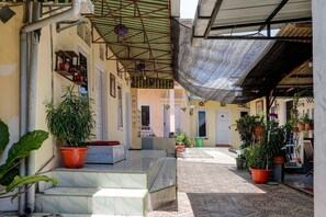 Khu tiếp khách ở sảnh