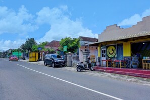 Fachada de la propiedad