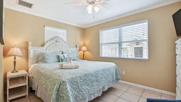 1 soverom, strykejern/-brett, wi-fi og sengetøy