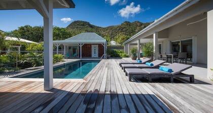 Villa Wild Blue: 4 bedroom villa with panoramic tropical views