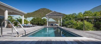 Villa Wild Blue: 4 bedroom villa with panoramic tropical views