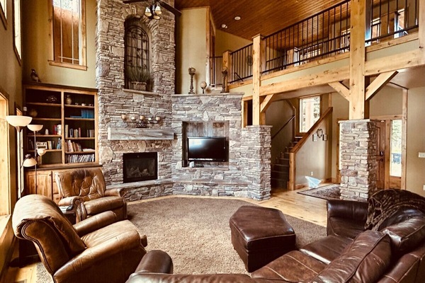 Smart TV, fireplace, DVD player, foosball