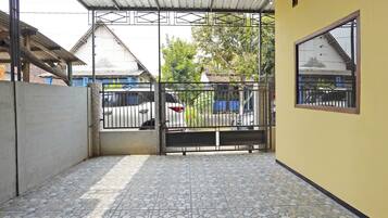 Ubetjent parkering (inkludert)