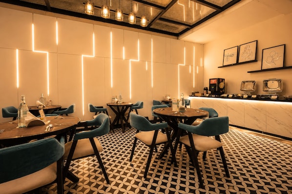 Restaurant - Hotel Limon Sector 29, Gurgaon (Gurugram)